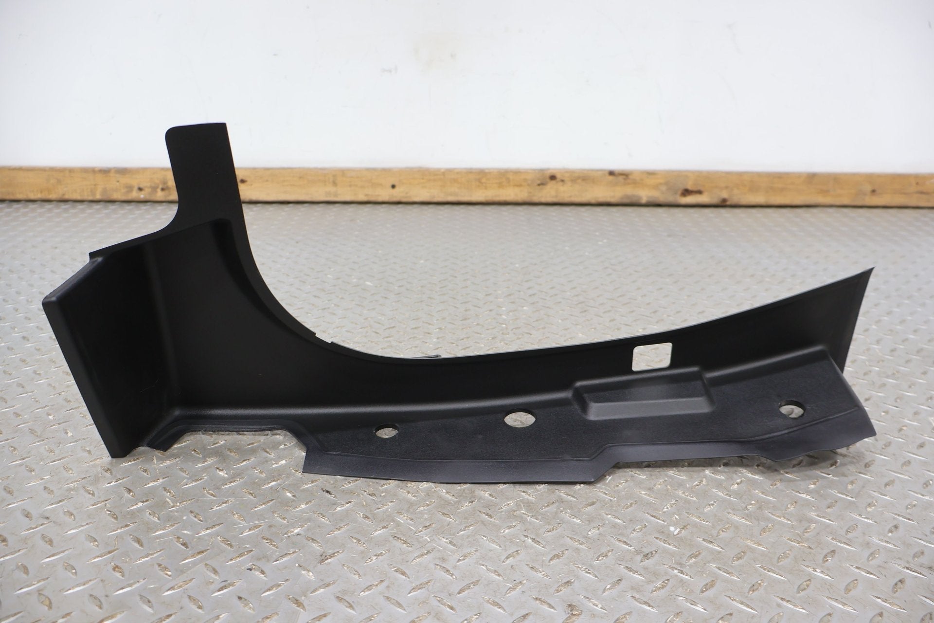 Trim Panel, 2022, Rivian, R1S