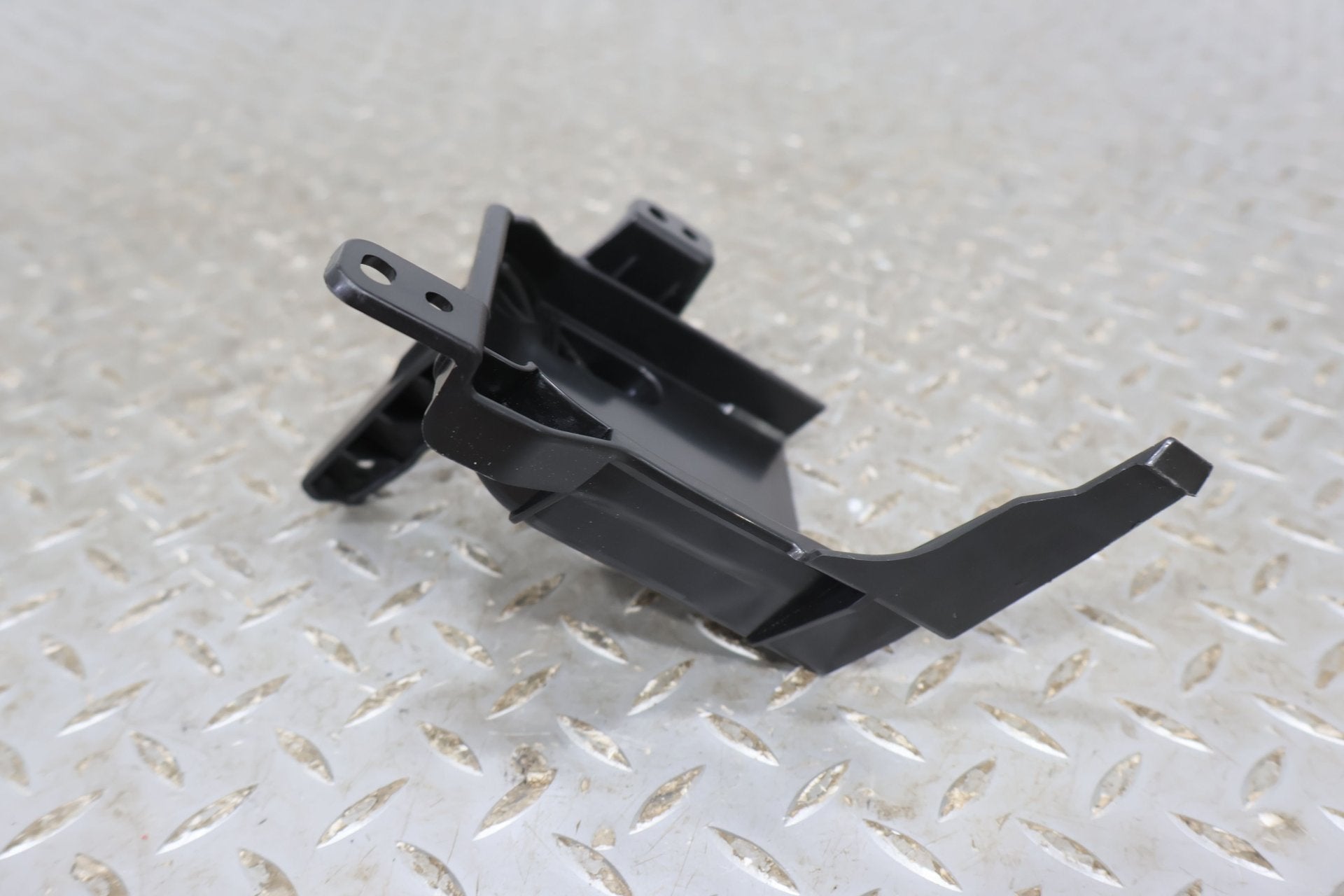 Trim Panel, 2022, Rivian, R1S
