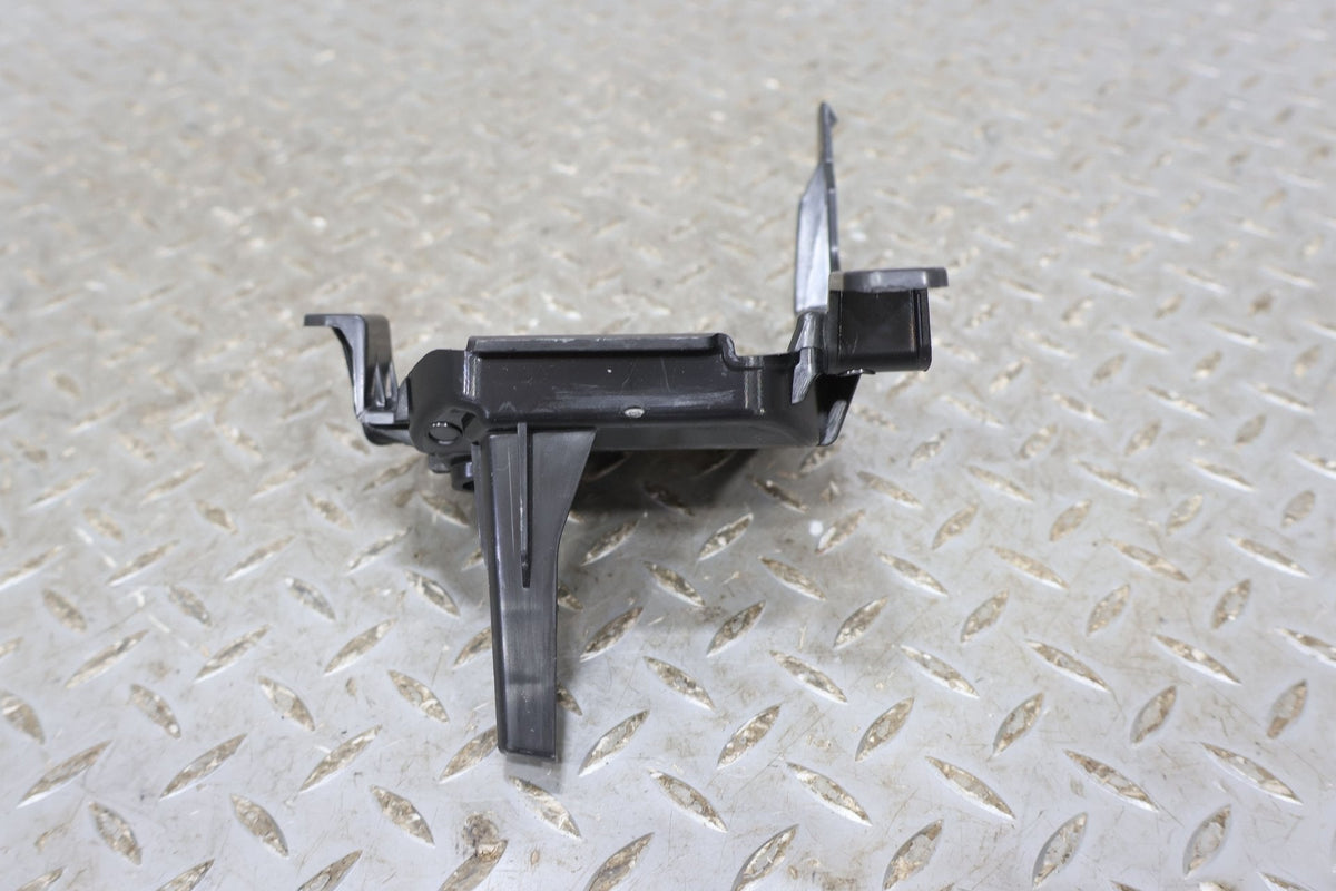 Trim Panel, 2022, Rivian, R1S
