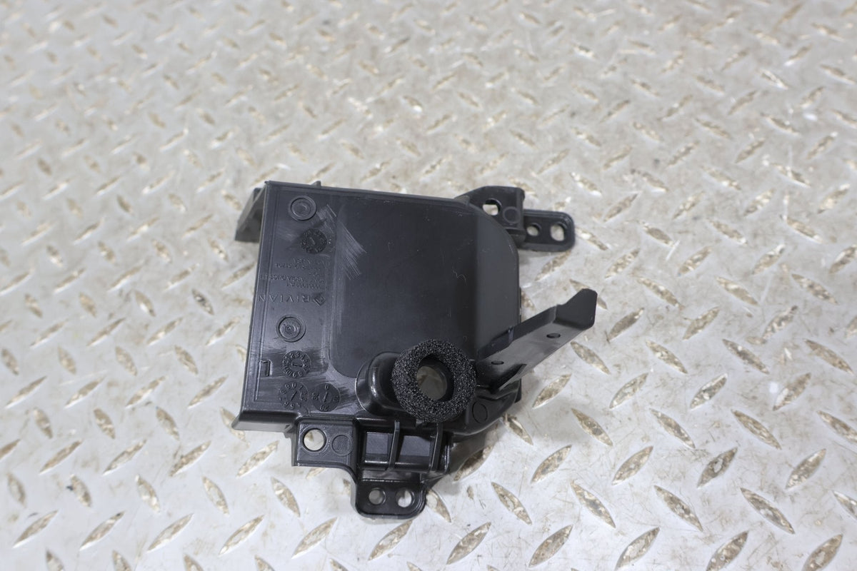 Trim Panel, 2022, Rivian, R1S
