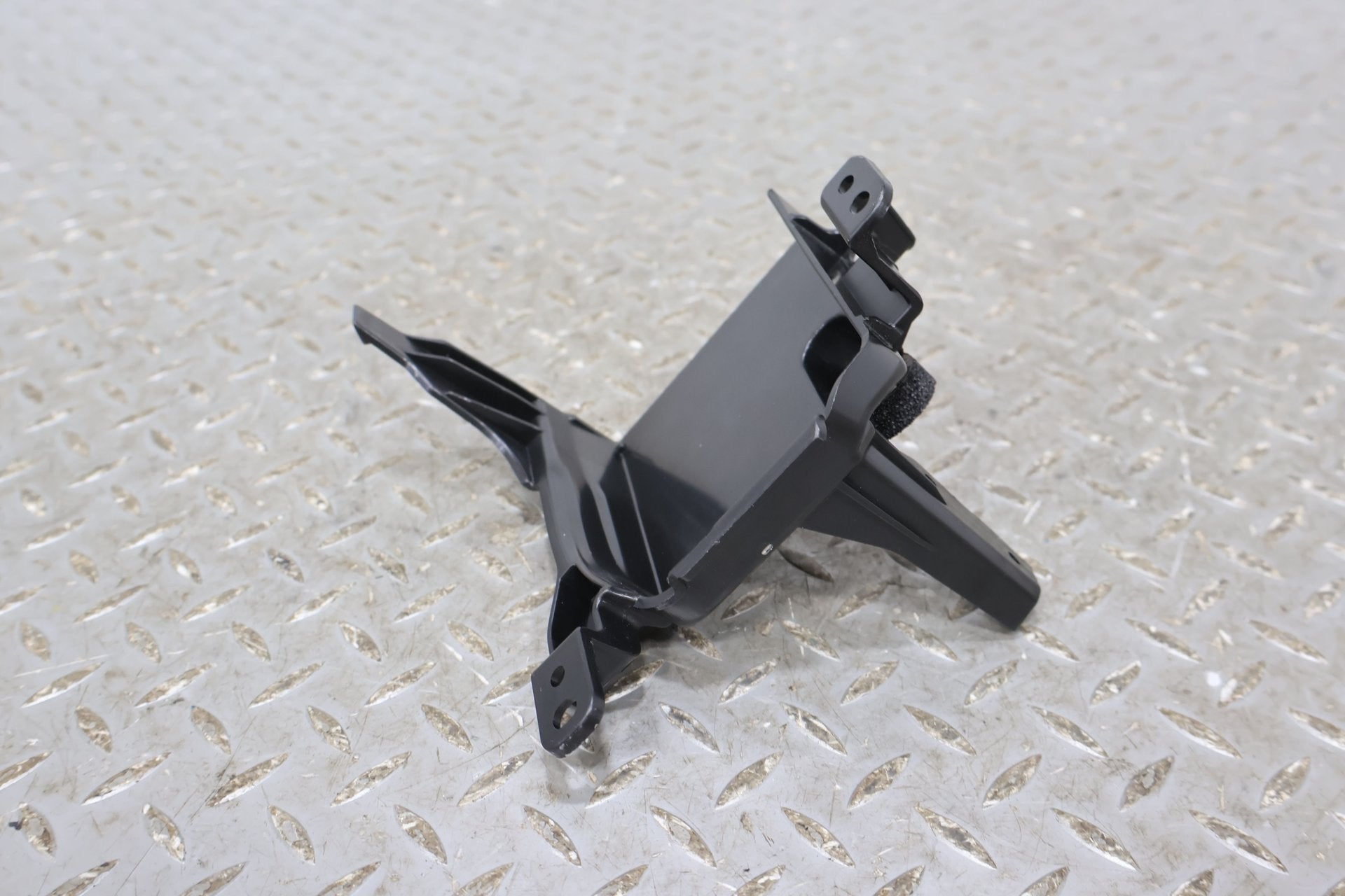 Trim Panel, 2022, Rivian, R1S