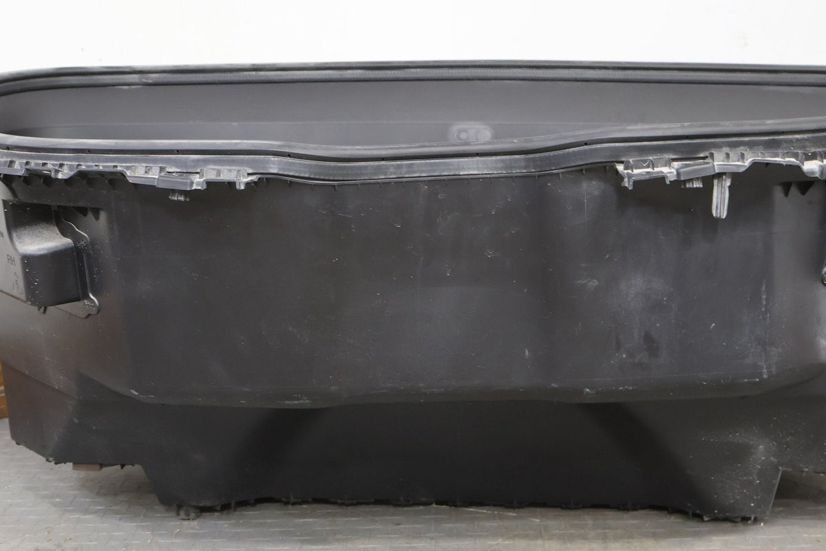 Trim Panel, 2022, Rivian, R1S