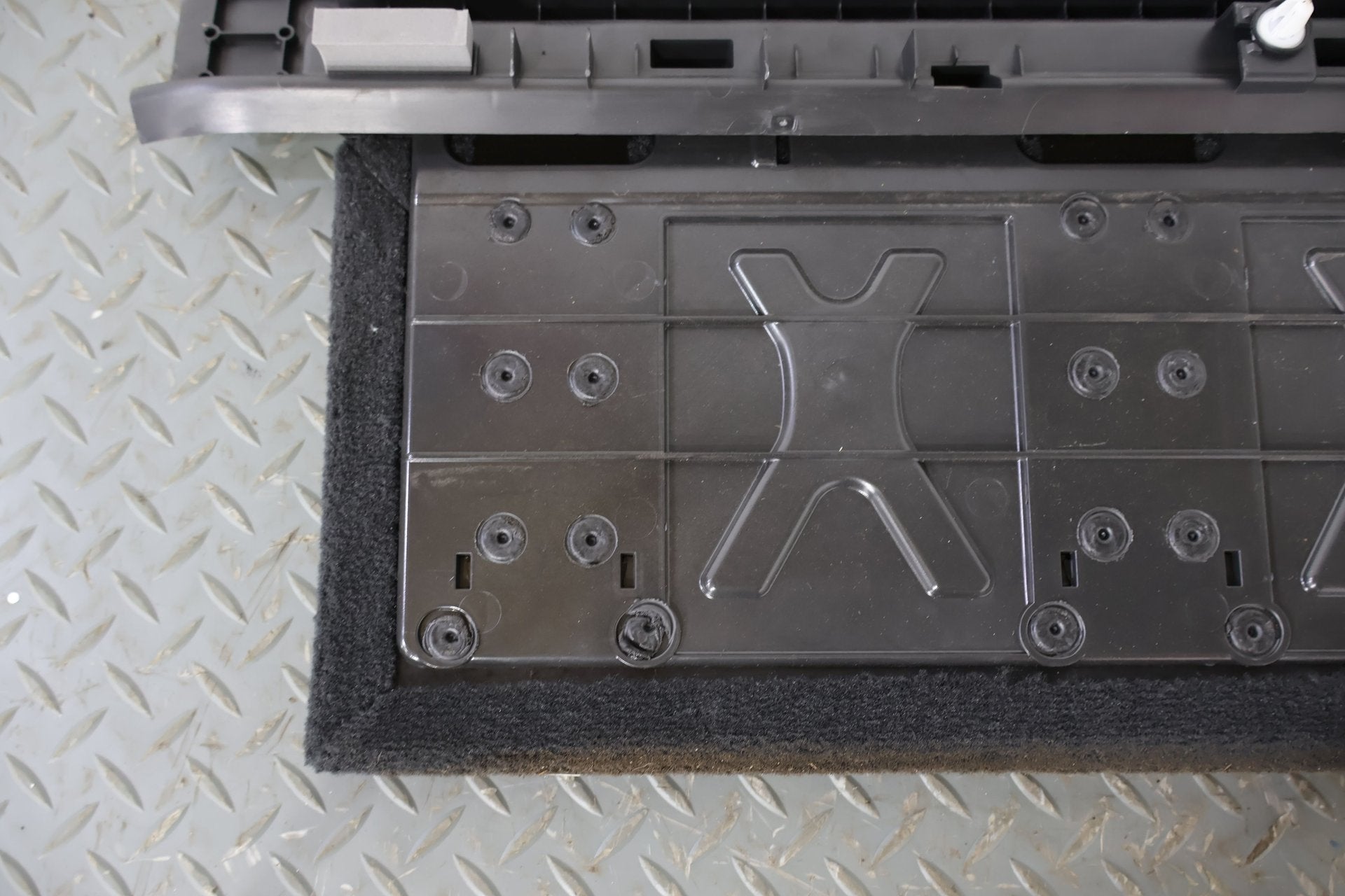Trim Panel, 2022, Rivian, R1S