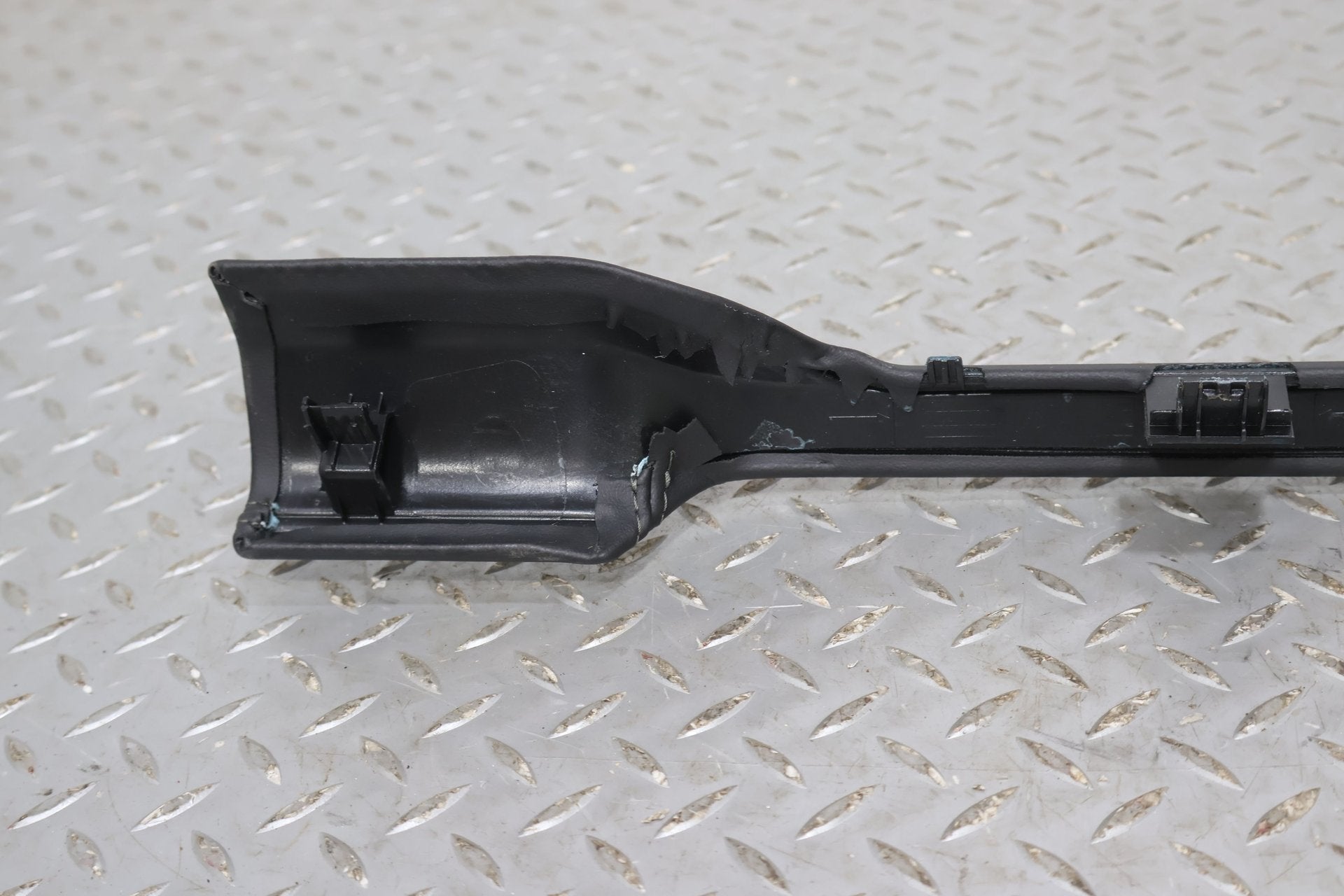 Trim Panel, 2022, Rivian, R1S