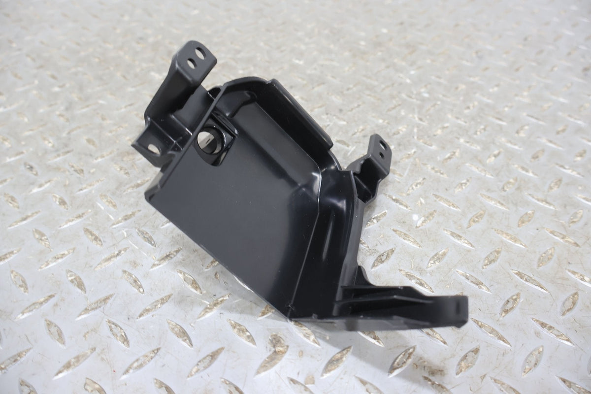 Trim Panel, 2022, Rivian, R1S