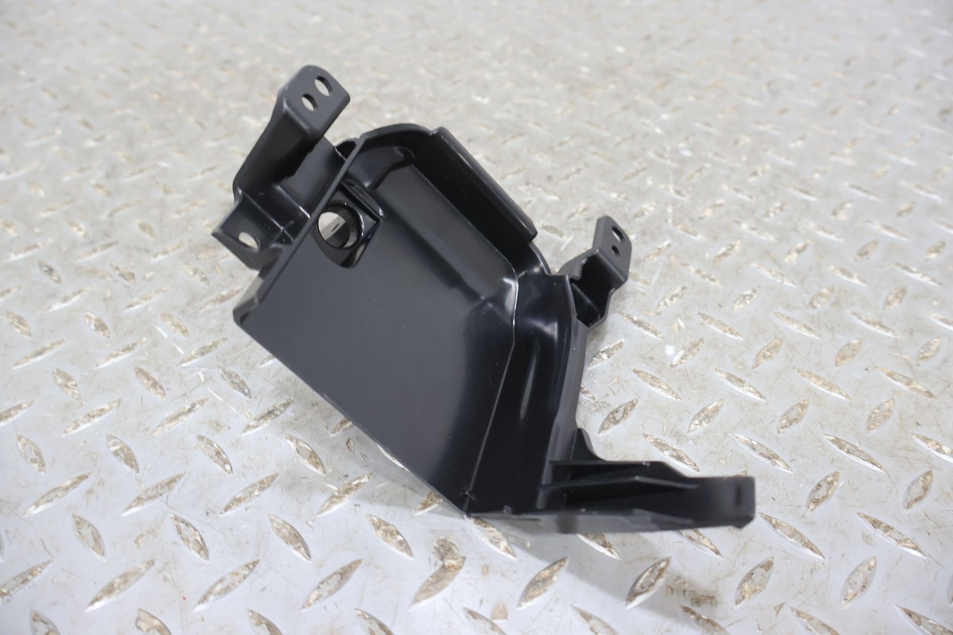 Trim Panel, 2022, Rivian, R1S