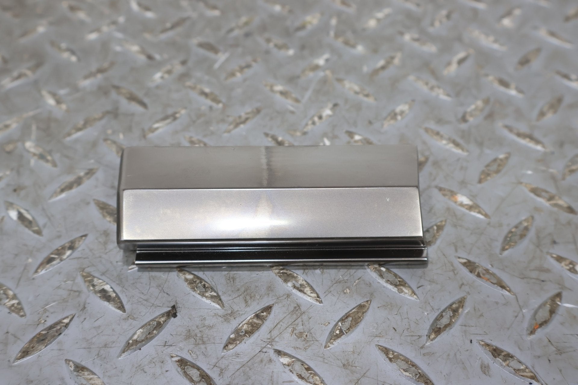 Trim Panel, 2022, Rivian, R1S
