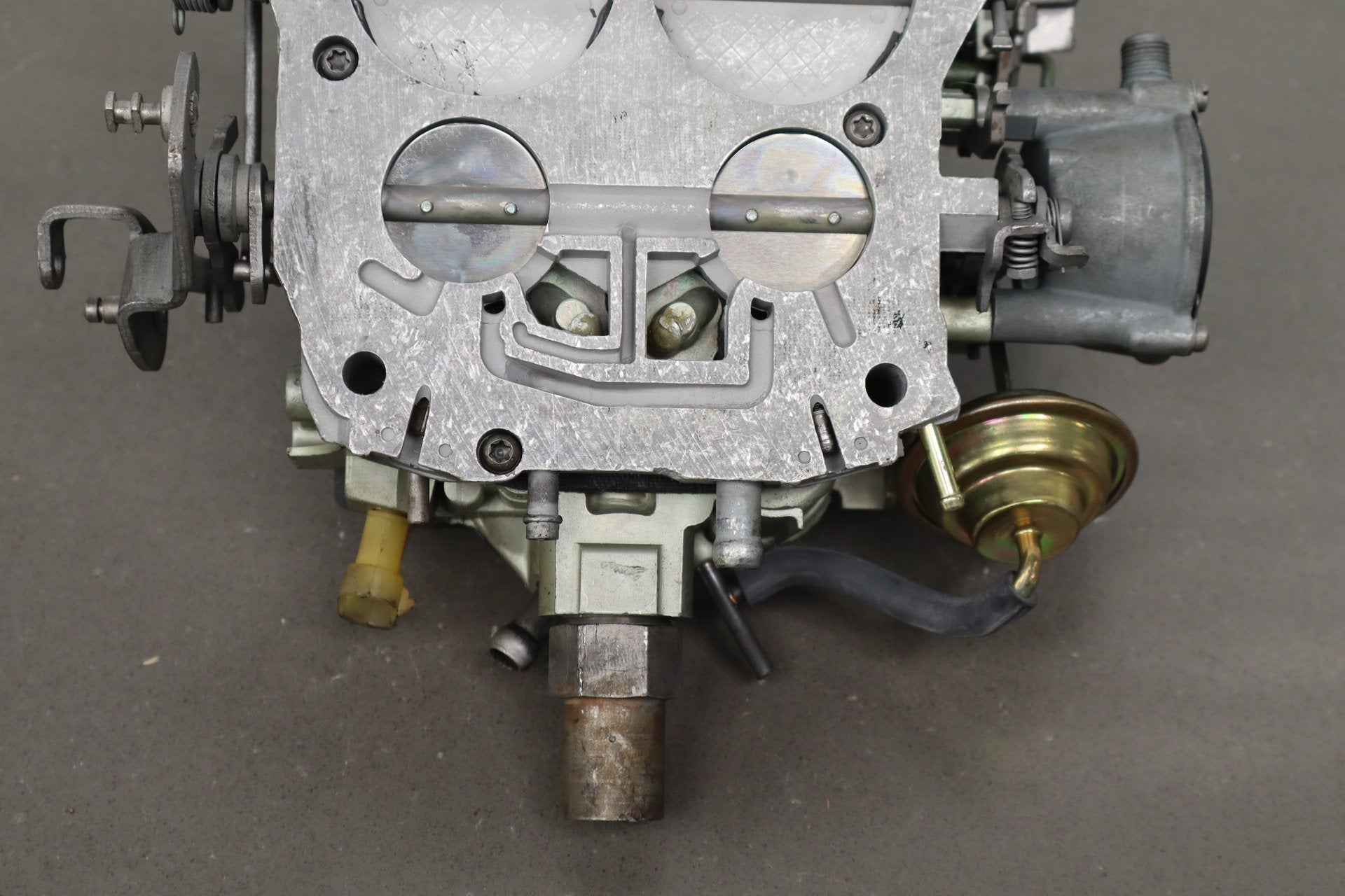 Uremco Quadrajet Carburetor 11-1255 - Rebuilt in 10/2019, never installed