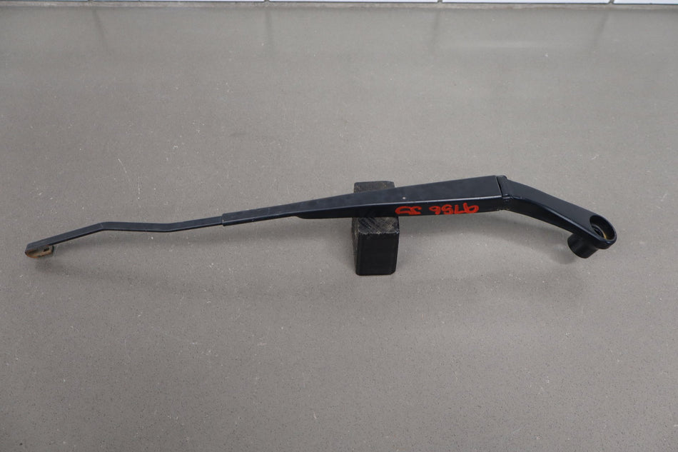 08-23 Dodge Challenger Wiper Arm Pair No Blades