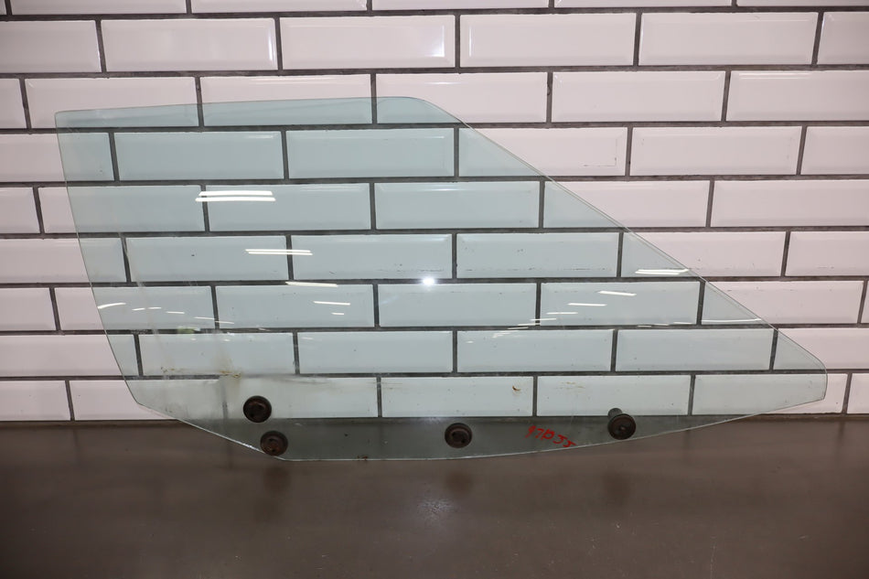 1984-1990 Chevrolet Corvette C4 Right Front Door Window 14094292