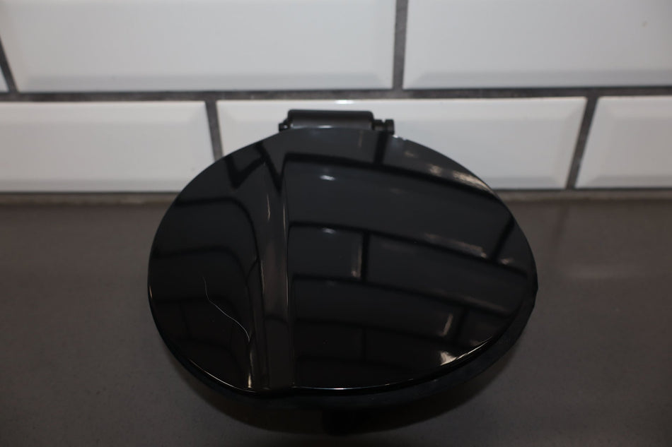 2015 Ford Mustang- Fuel Filler Door