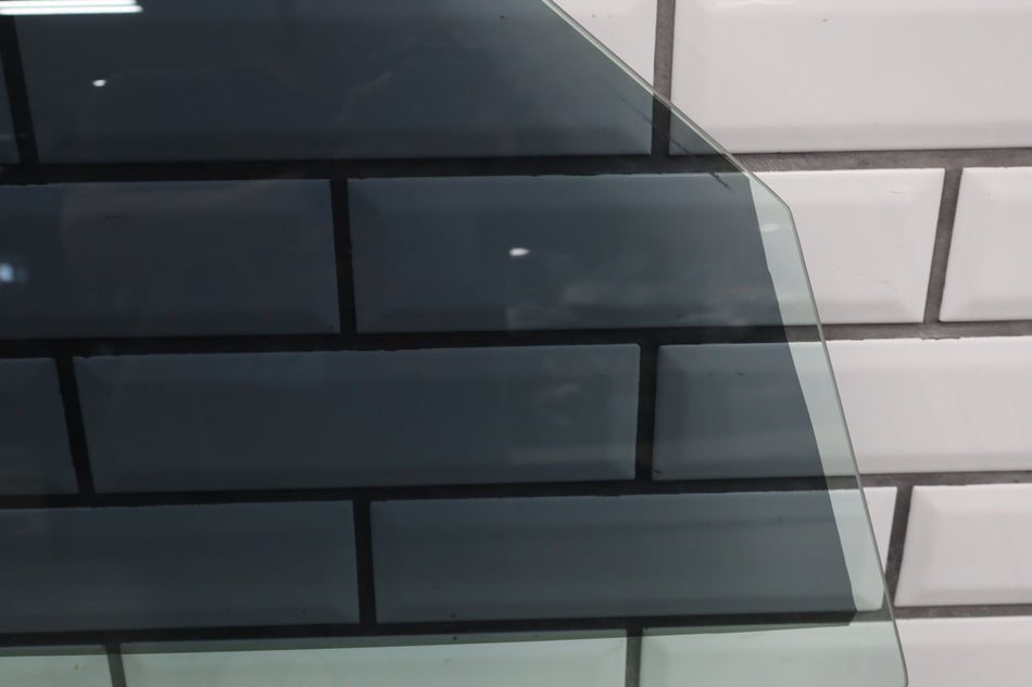 2017 Fiat 124 Spider- Right Front Door Window