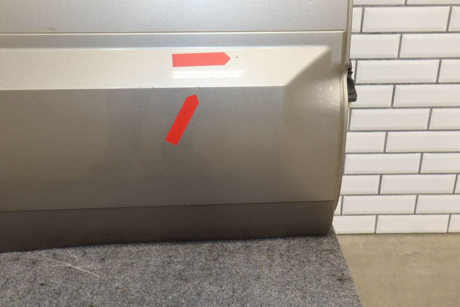 2003 Cadillac Escalade- Right Rear Door