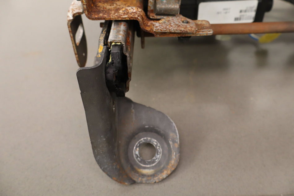 2004 Chevrolet SSR- Front Seat Track