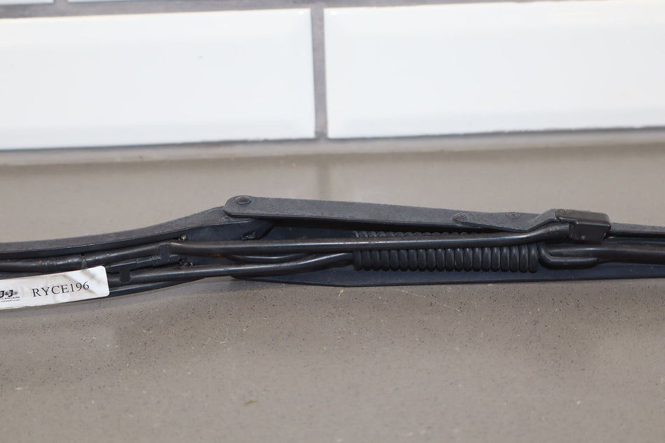 1997-2004 Chevrolet Corvette C5 Wiper Arm LH &amp; RH Pair