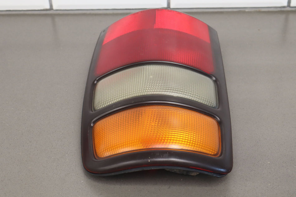 2004 Chevrolet Tahoe- Left Tail Light