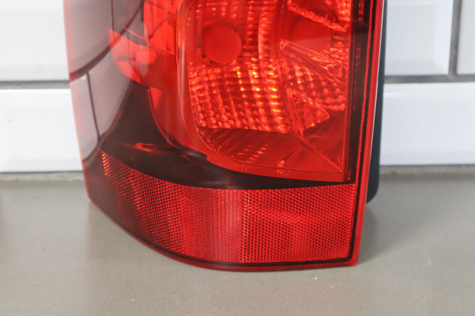 Right Tail Light, 2008, Chevrolet, Suburban 1500