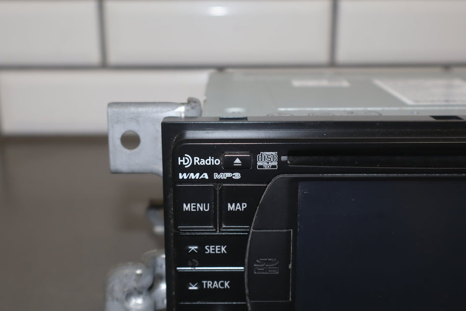 2012 Toyota Sienna Radio OEM Navigation NSCD-W12U-A