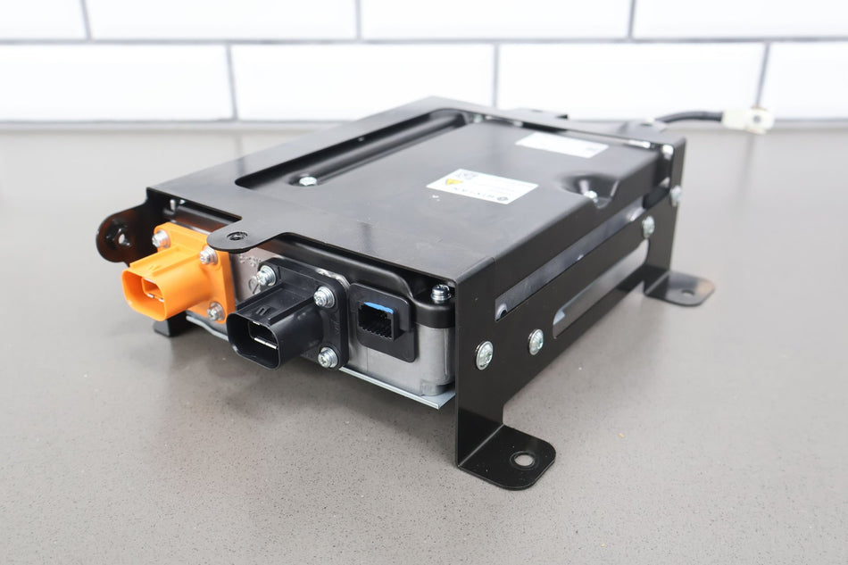 22-24 Rivian R1T Power Inverter / Converter OEM (PT00000554) 9K Miles