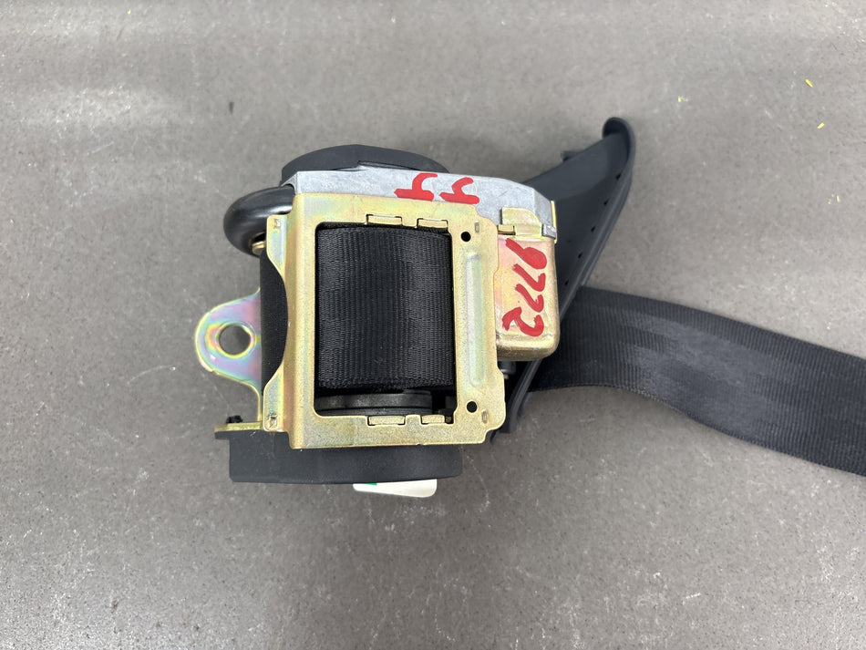 00-06 Audi TT Quattro Coupe 8N Passenger Right RH Front Seat Belt Black