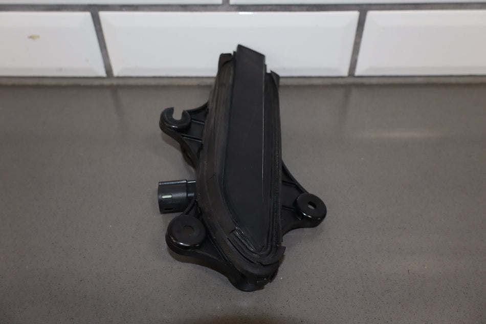 2017 Tesla X- Left Front Door Handle