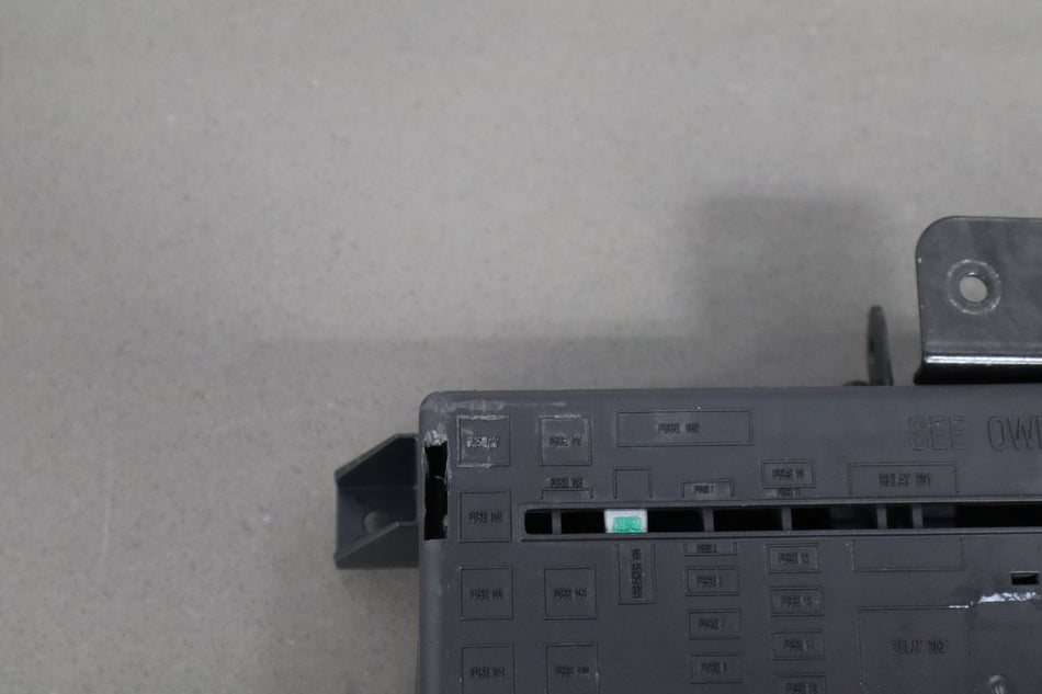 03-04 Ford F250 F350 Super Duty Interior Fuse Box 3C3T-14A067-ED OEM