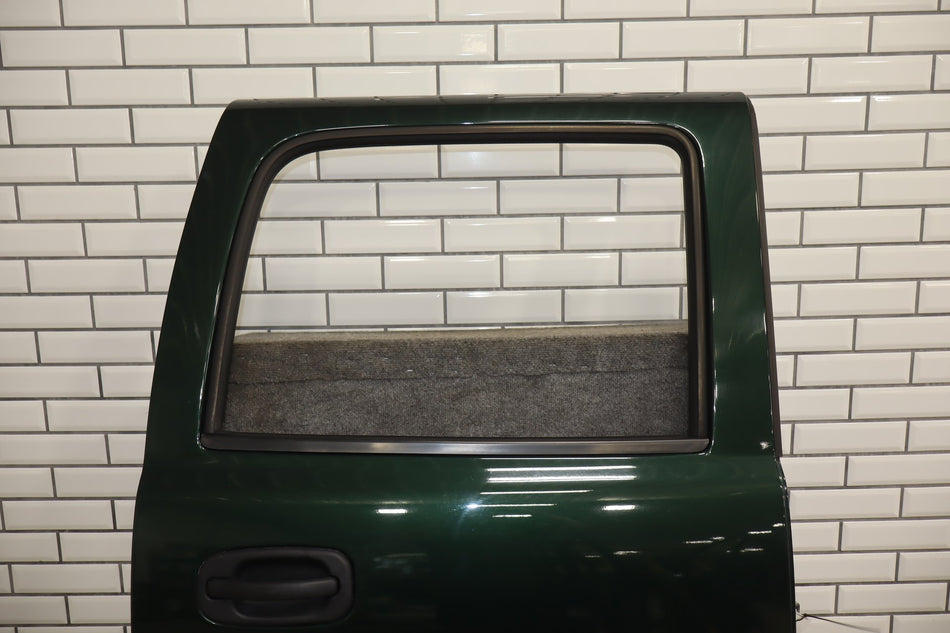 2000-2007 Chevrolet Silverado 2500 GMT800 - Right Rear Door PN: 89023022