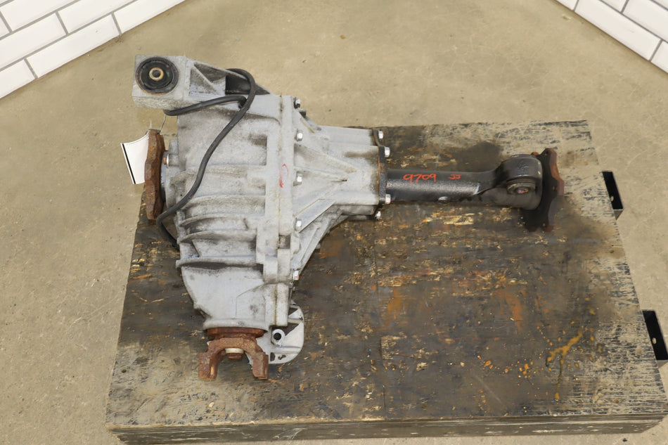 2003-2007 Hummer H2 Carrier Assembly 25819234 182908 Miles