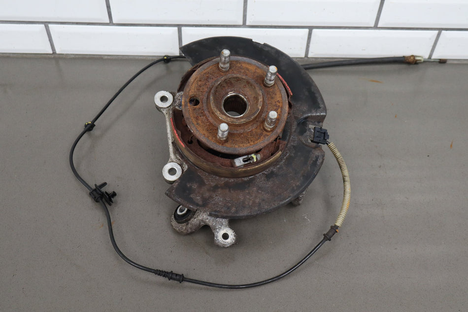 06-10 Dodge Charger SRT8 LH Rear Knuckle Hub 68089309AA