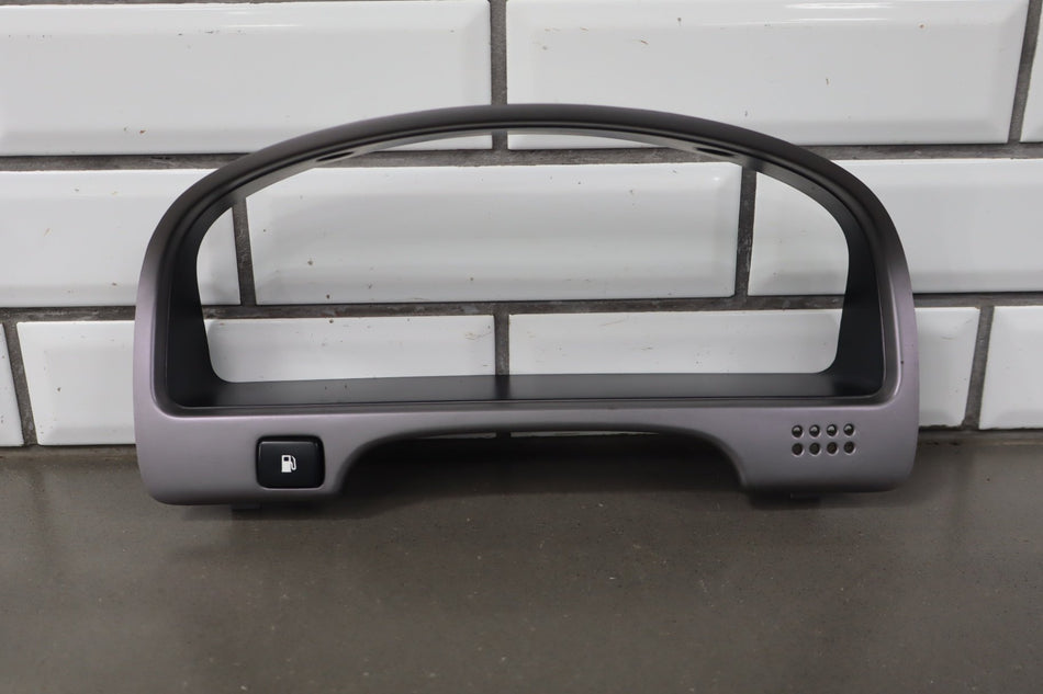 2004-2006 Pontiac GTO Speedometer Bezel Trim 92110118