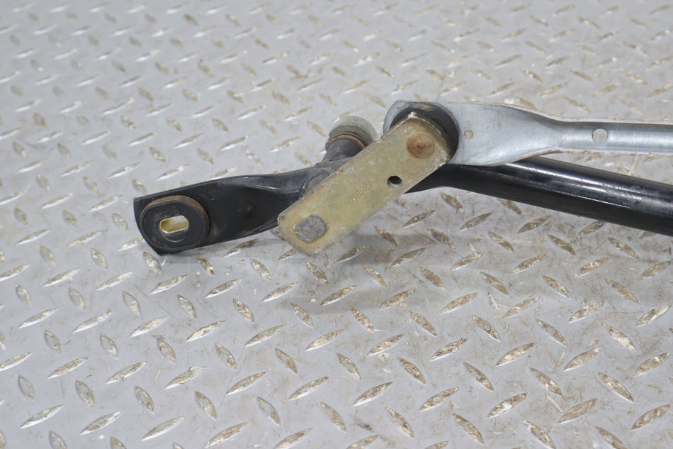 2003-2009 Hummer H2 Wiper Motor &amp; Transmission