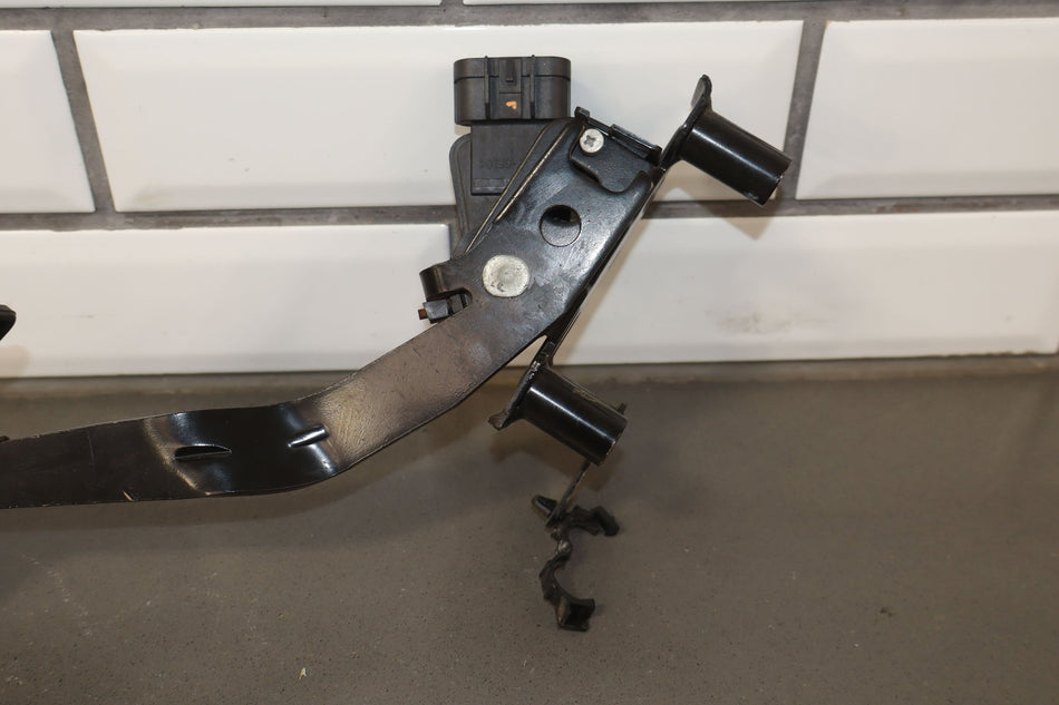 2006 Cadillac XLR- Pedal Assembly