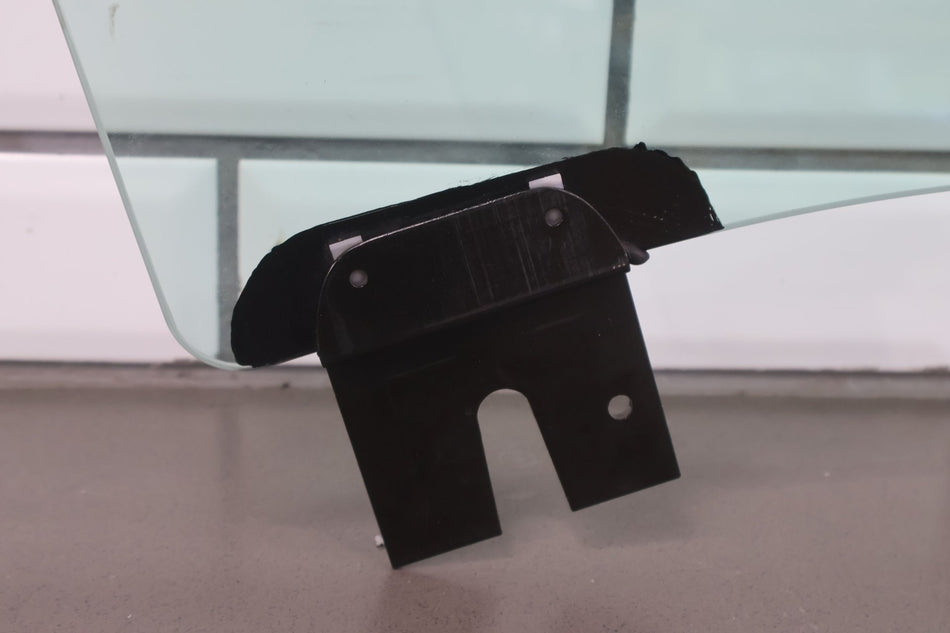 2018 Tesla S- Right Front Door Window