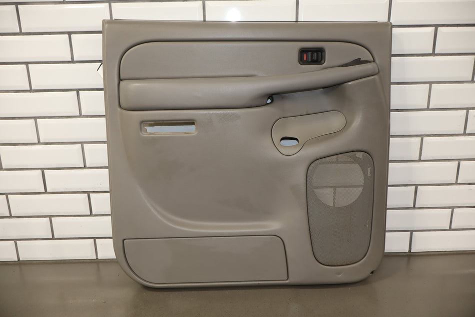 2006 Chevrolet Silverado 2500 Left Rear Door Panel Medium Gray 922