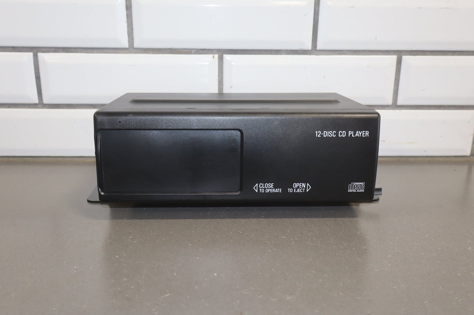 1997-2004 Chevrolet Corvette C5 CD Changer W/ Magazine 12495746
