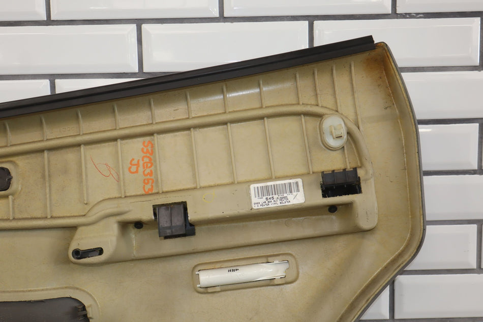 2003 Chevrolet Tahoe- Rear Door Trim