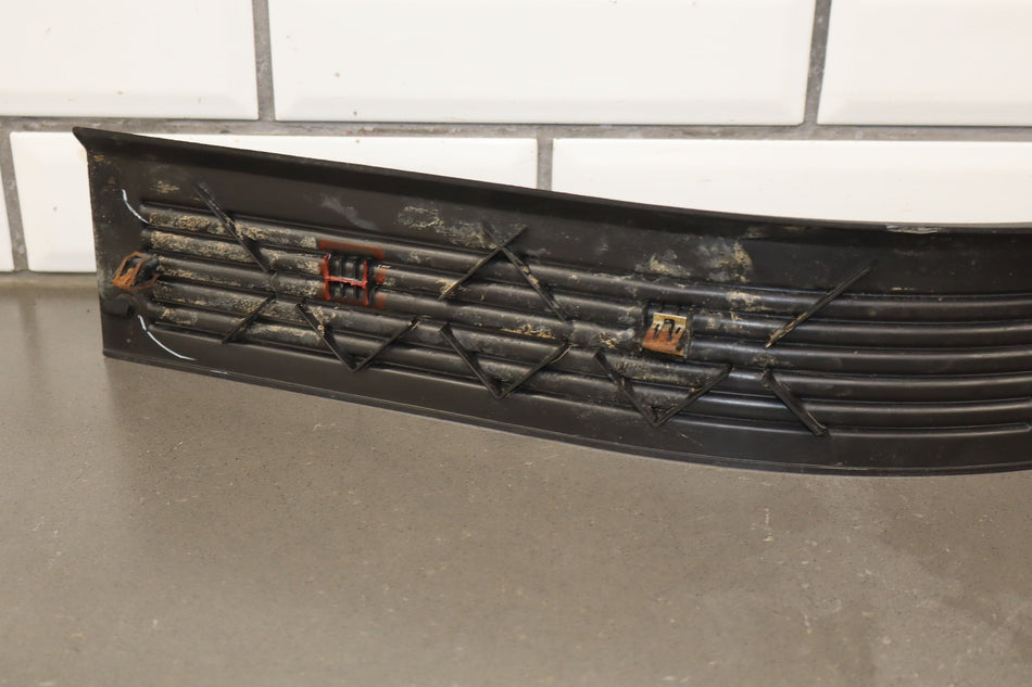 2005 Hummer H2- Set x4- Sill Plates