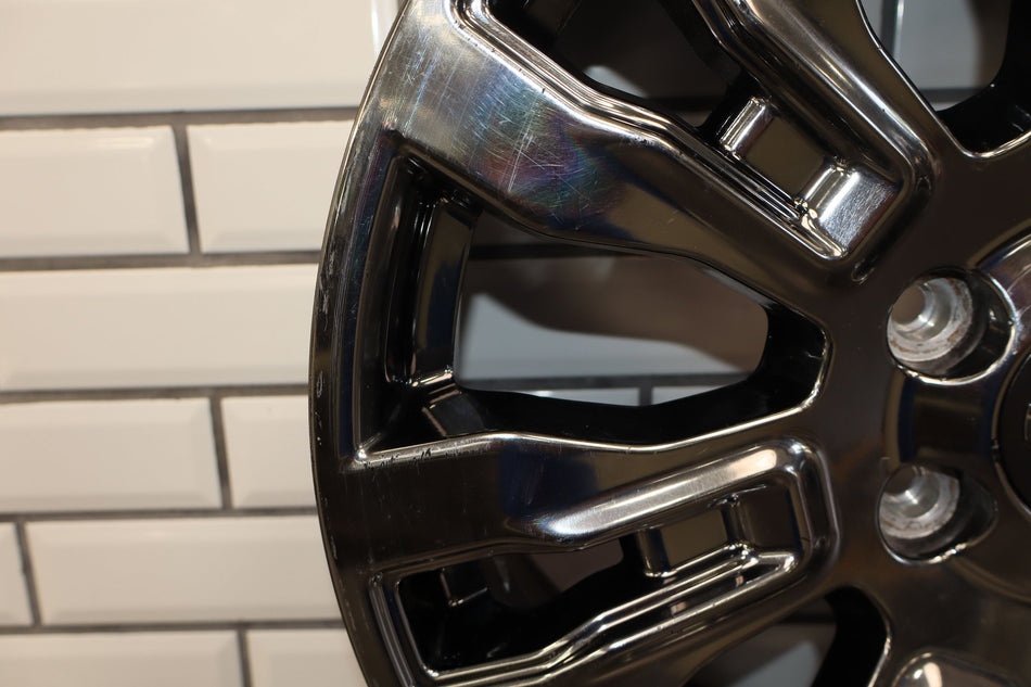 2016 Nissan Titan XD- Wheel