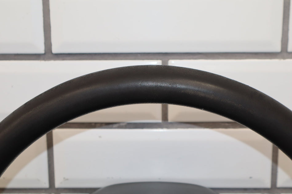 15-19 Chevy Silverado 2500HD 3500HD Steering Wheel w/ Cruise Audio Switches OEM