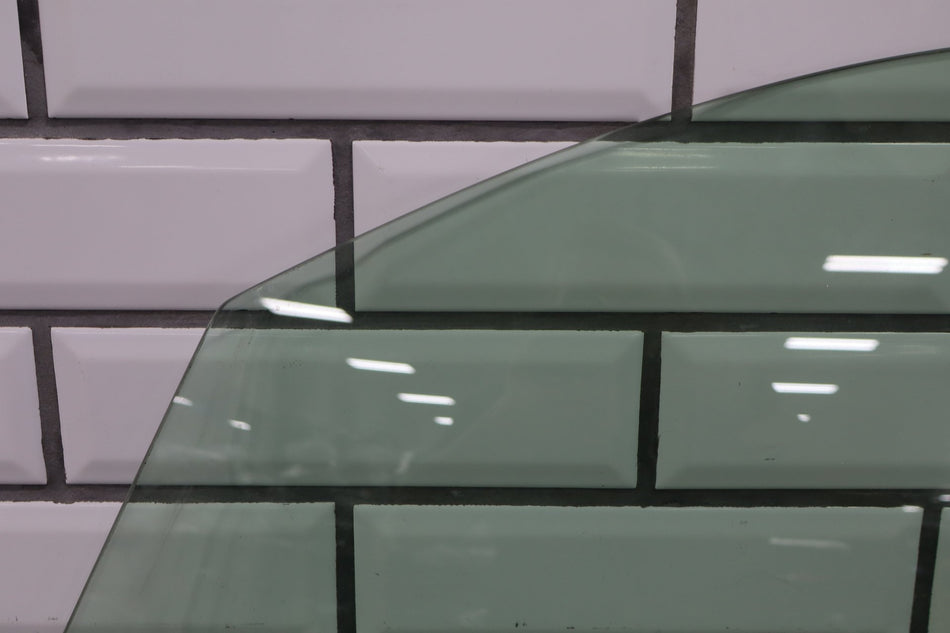 02-10 Lexus SC430 Z40 Left Front Door Window Glass