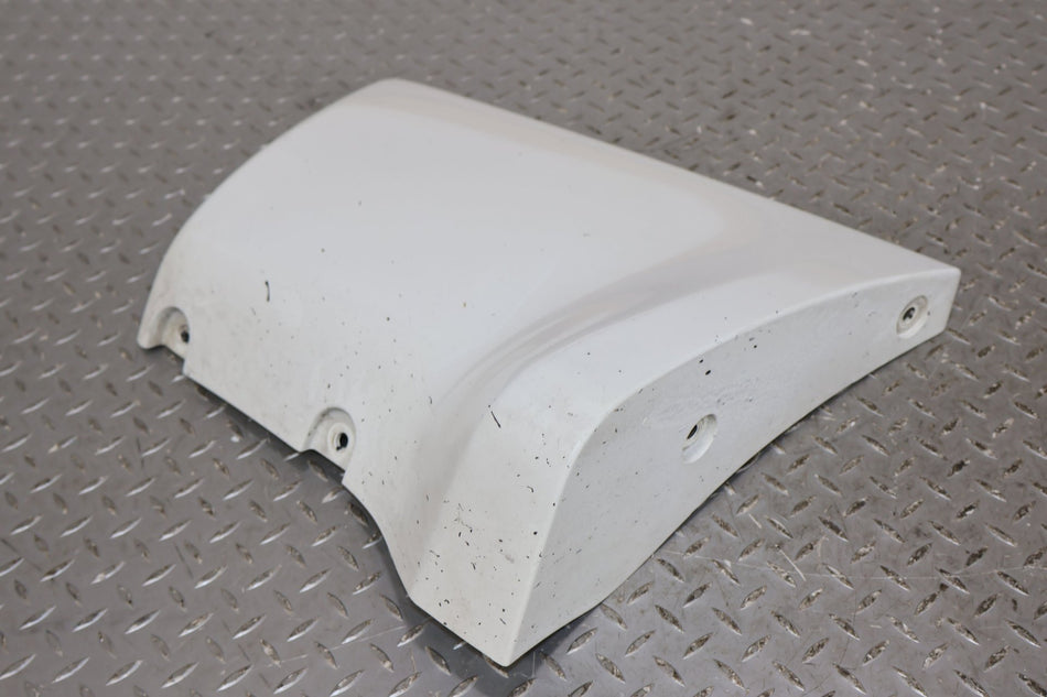 White2002 GMC Yukon Right Rear Quarter Panel Moulding White 50U
