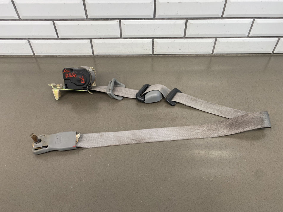 99-07 Ford F250 F350 Super Duty Crew Cab Passenger Right Front Seat Belt Gray