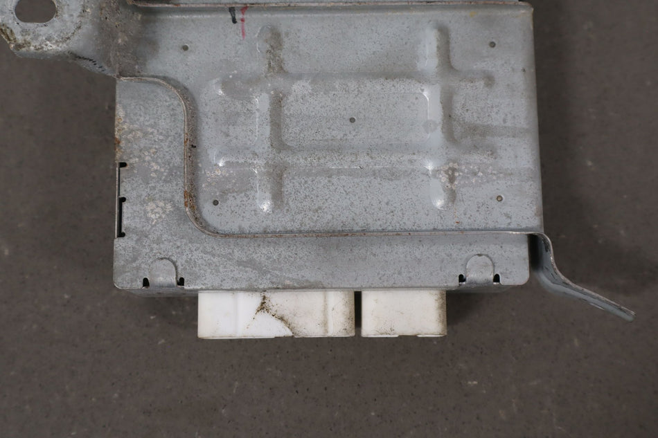2001 Lexus LX470- Chassis Control Module