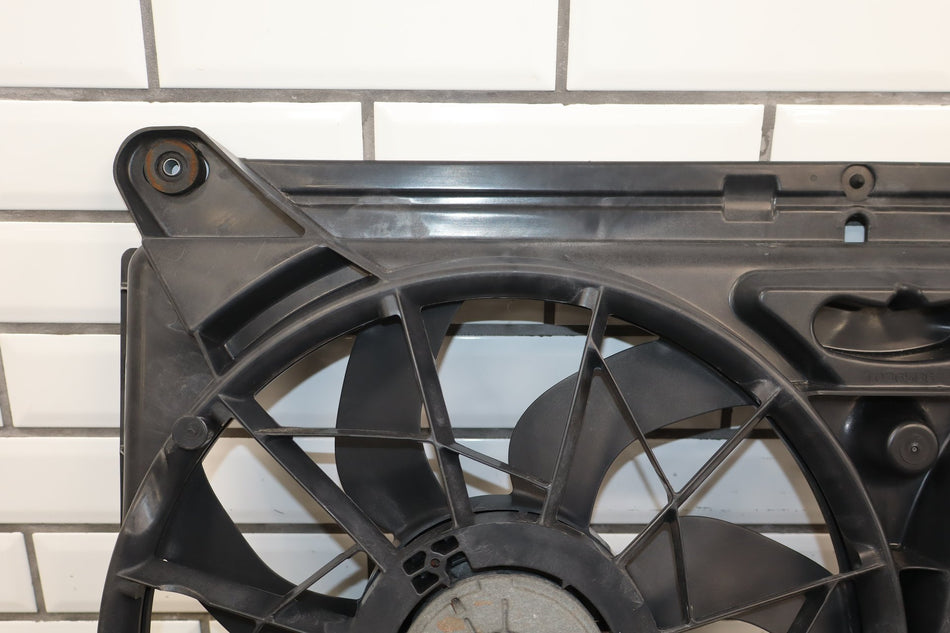 2005 Cadillac Escalade ESV Cooling Fan OEM