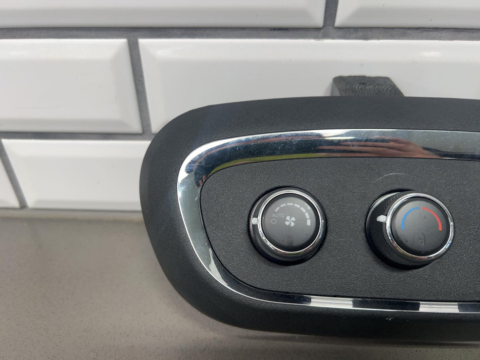 2020 Dodge Durango- Front Console
