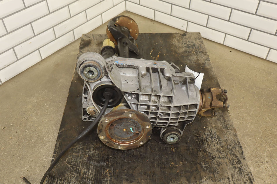 2000 Cadillac Escalade- Differential Carrier Assembly