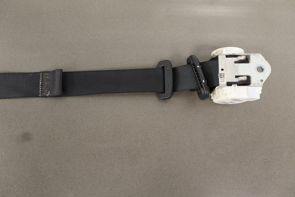 2014 Ram 1500- Rear Seat Belt