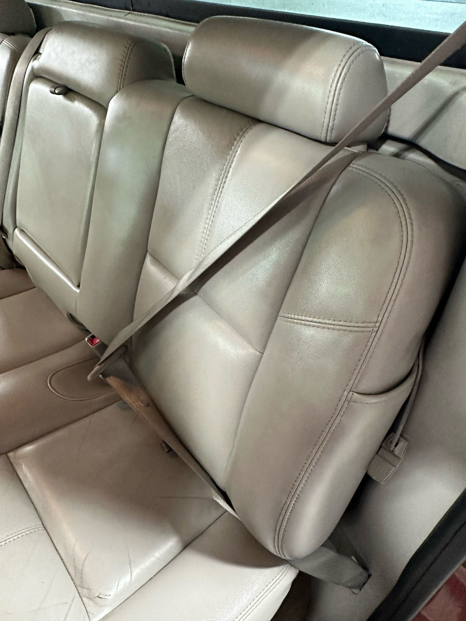 2007 Chevrolet Avalanche- Rear Seat Belt