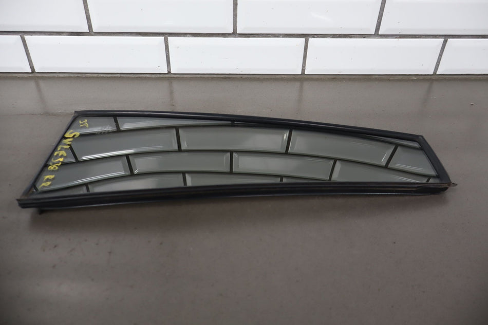 1996-1998 Lexus LX450 Right Passenger Rear Vent Glass W/Seal