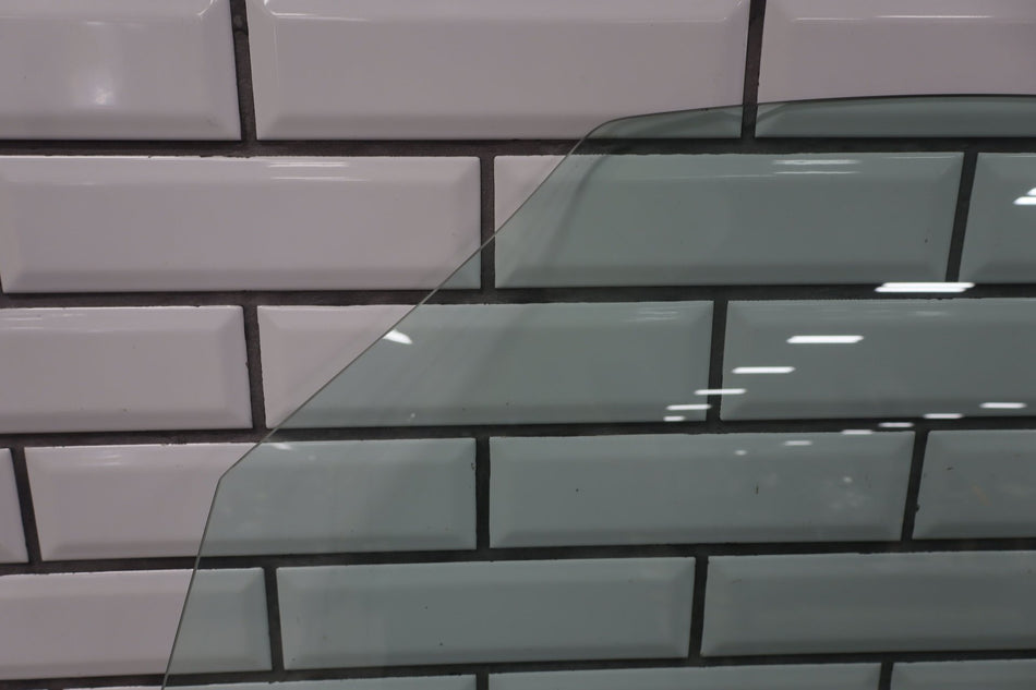 2018 Fiat 124 Spider- Left Front Door Window